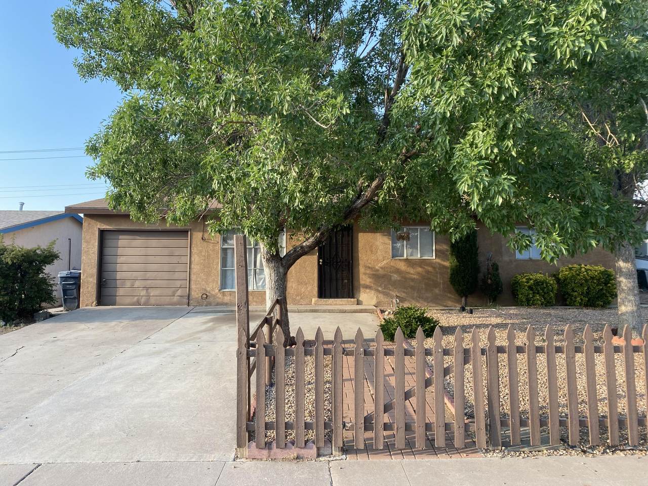 11305 San Jacinto Avenue - Photo 1