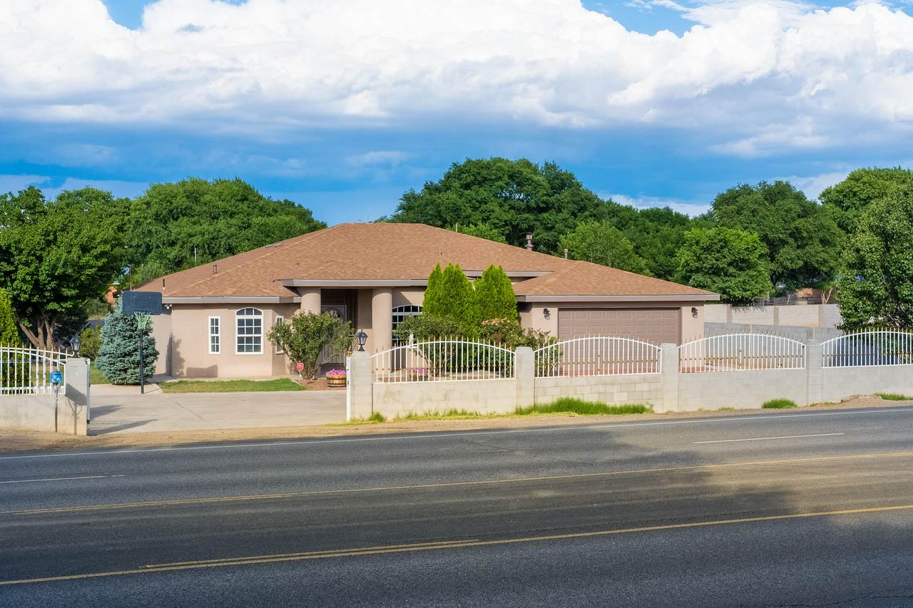 7524 Coors Boulevard - Photo 1