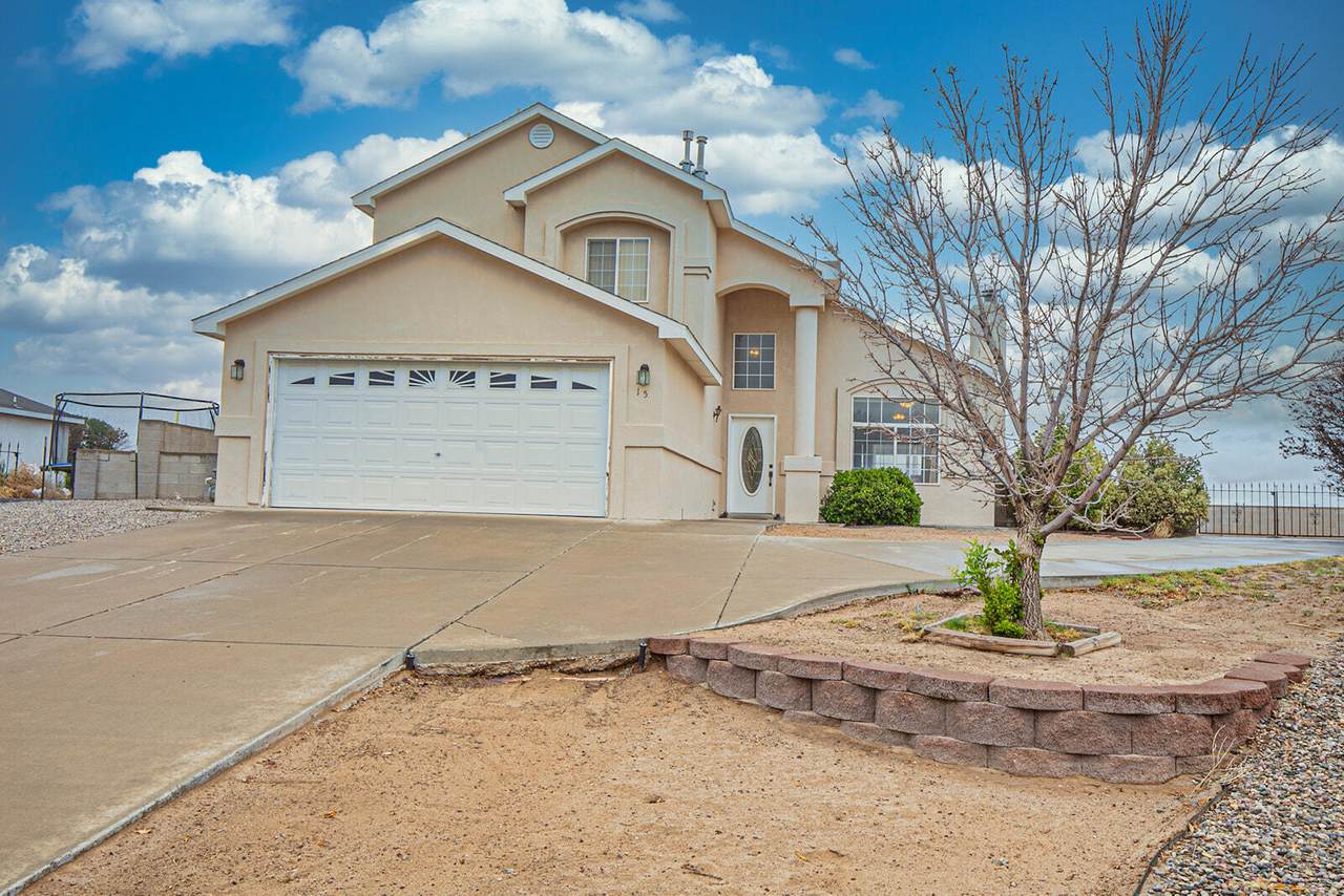 15 Alamosa Loop - Photo 1