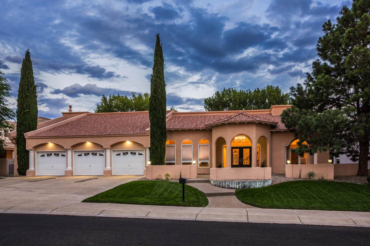 9504 Seabrook Drive - Photo 1