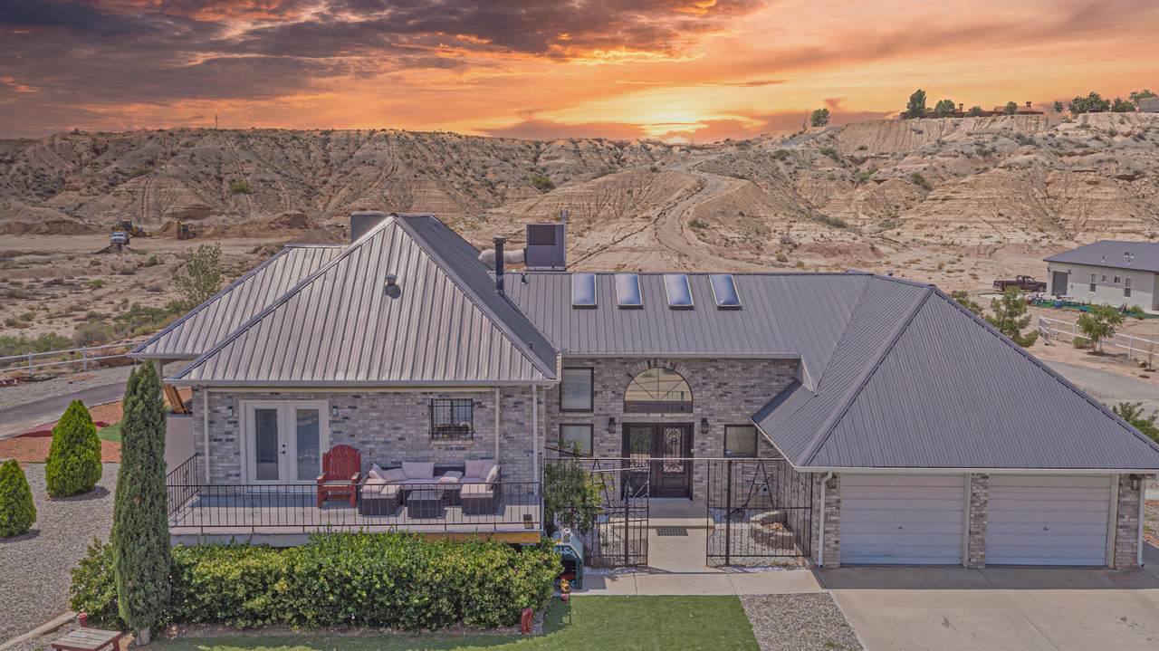 4000 Roldan Drive - Photo 1