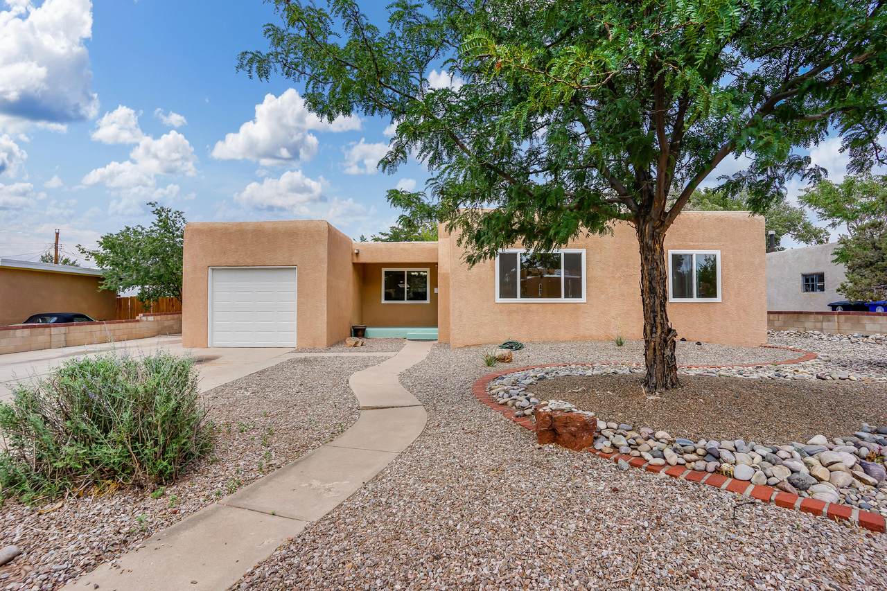 4903 Idlewilde Lane - Photo 1
