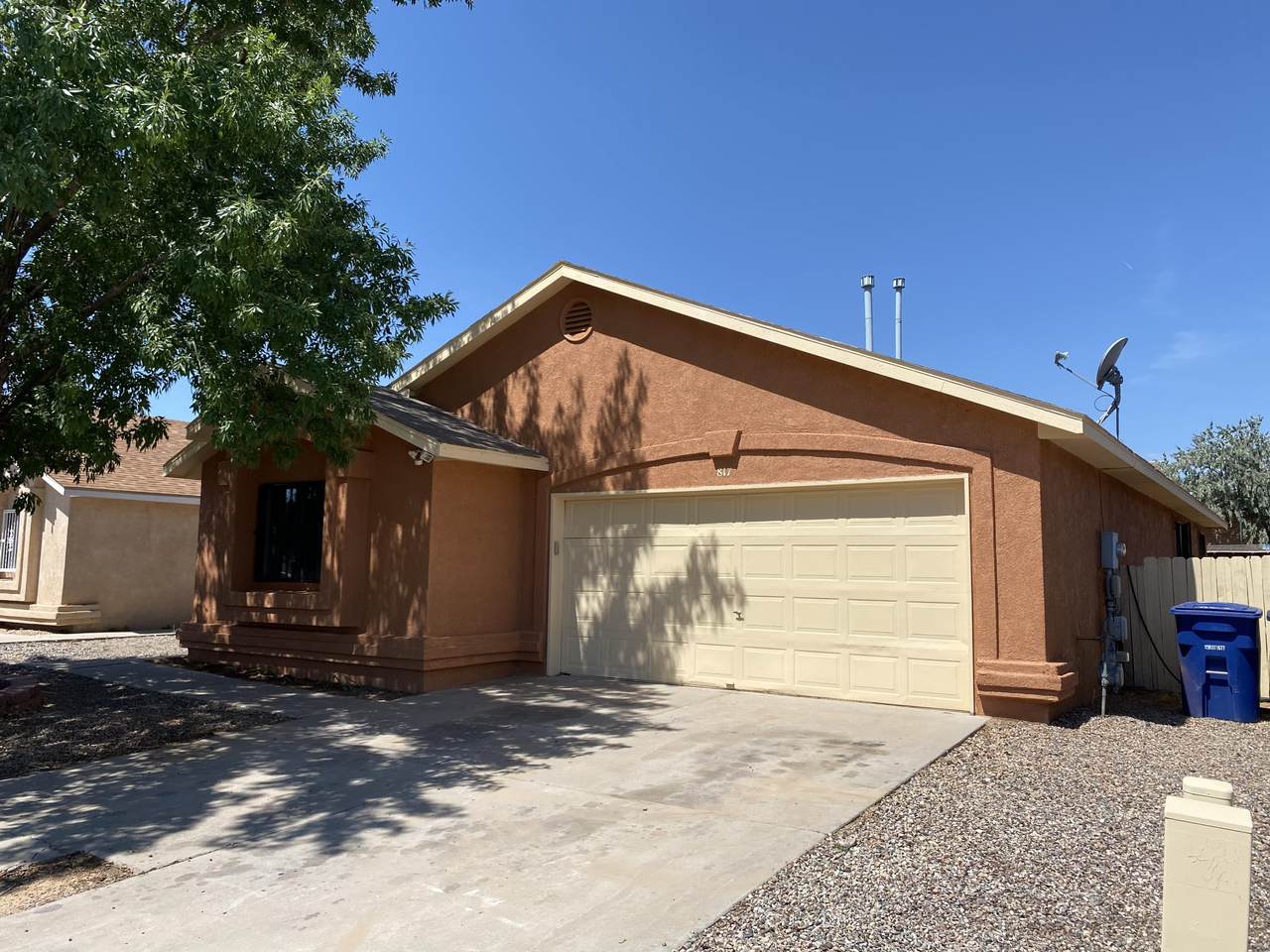 817 Tanager Drive - Photo 1