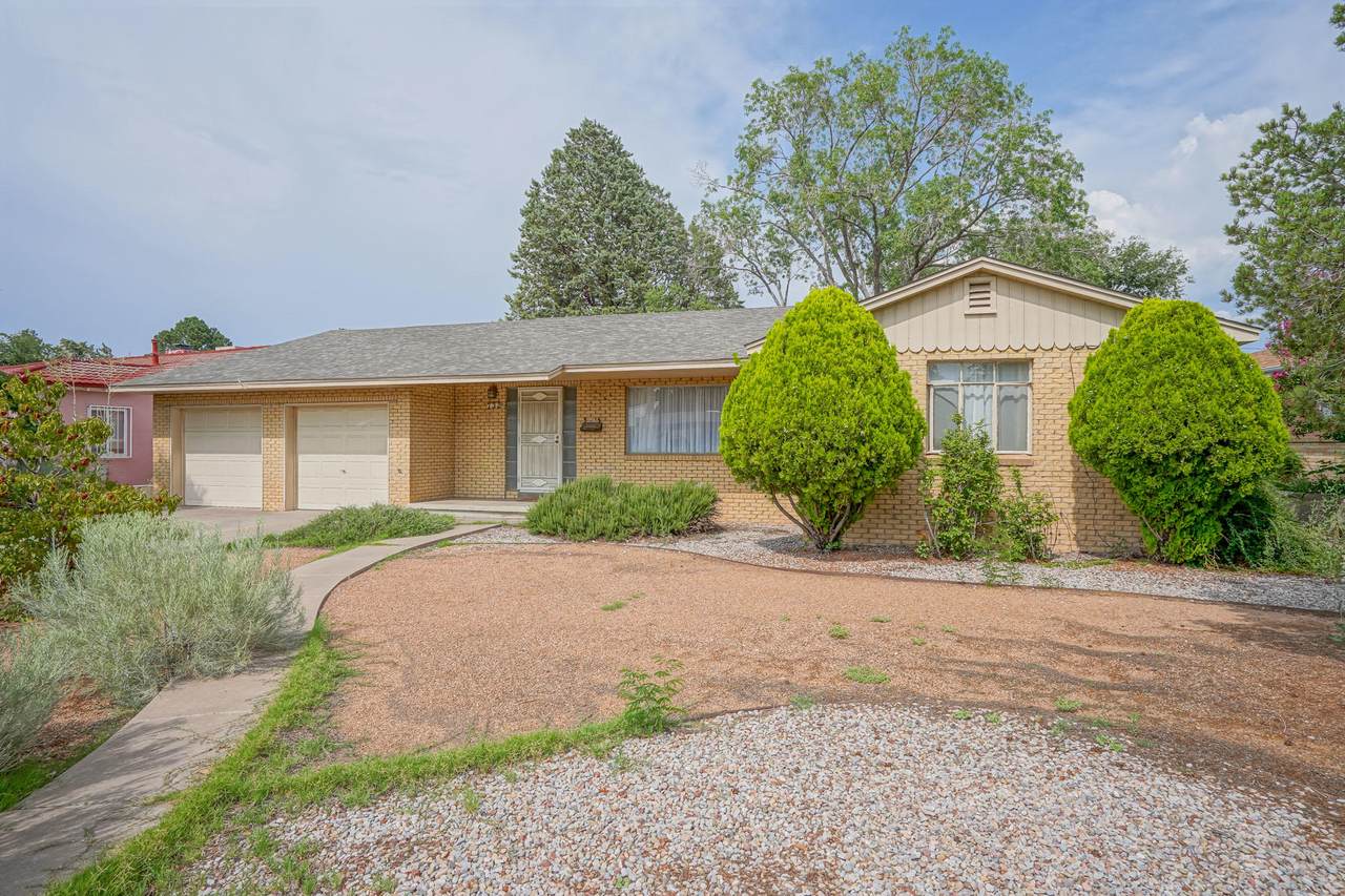 732 Morningside Drive - Photo 1