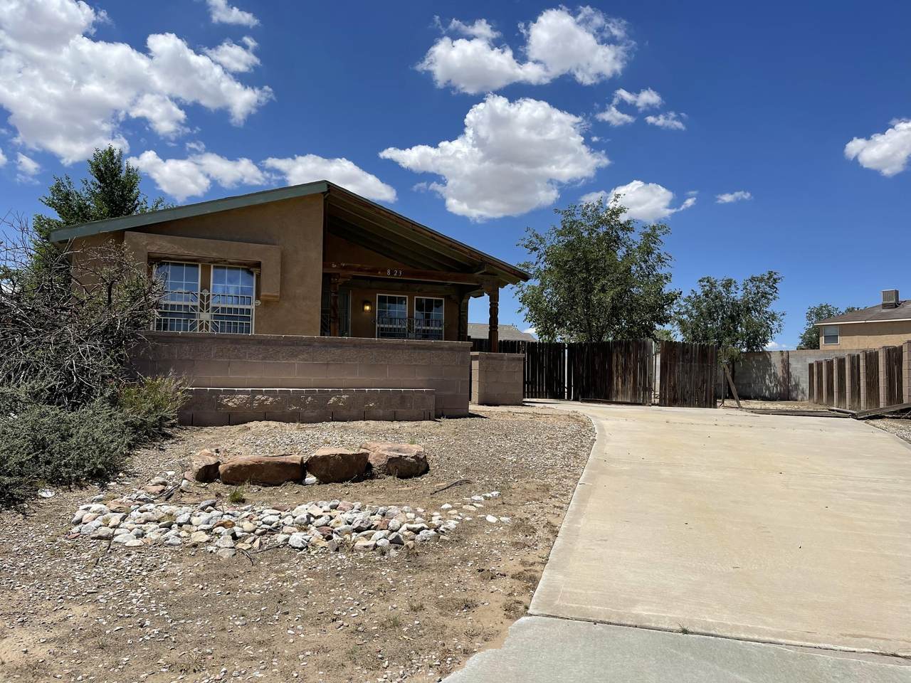 8123 Gem Pointe Road - Photo 1