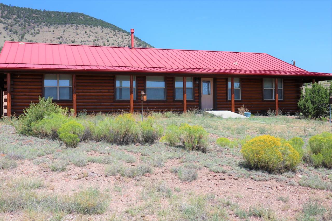 53 Hillside Circle - Photo 1