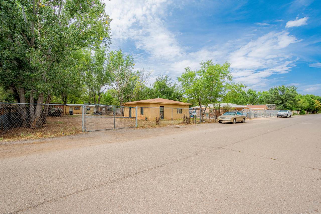 2613 Cuatro Milpas Road - Photo 1