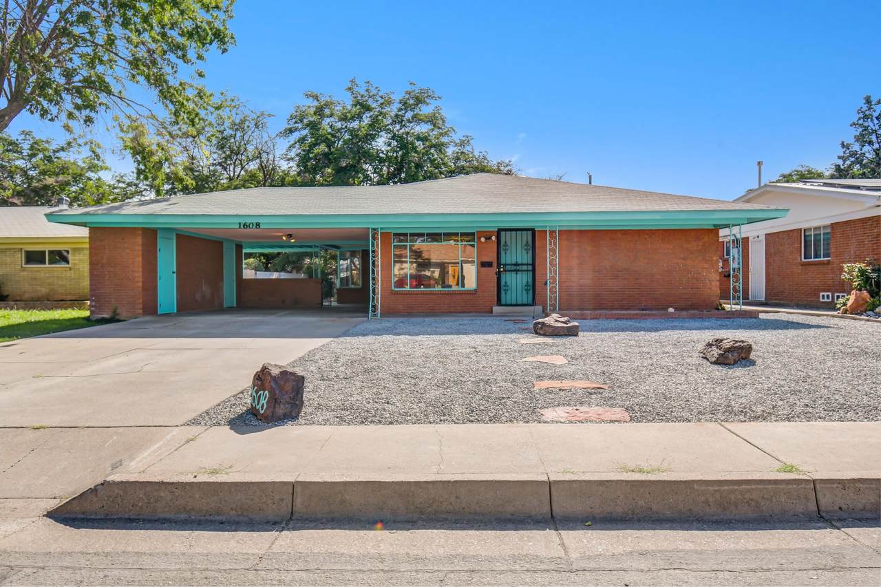 1608 Georgia Street - Photo 1