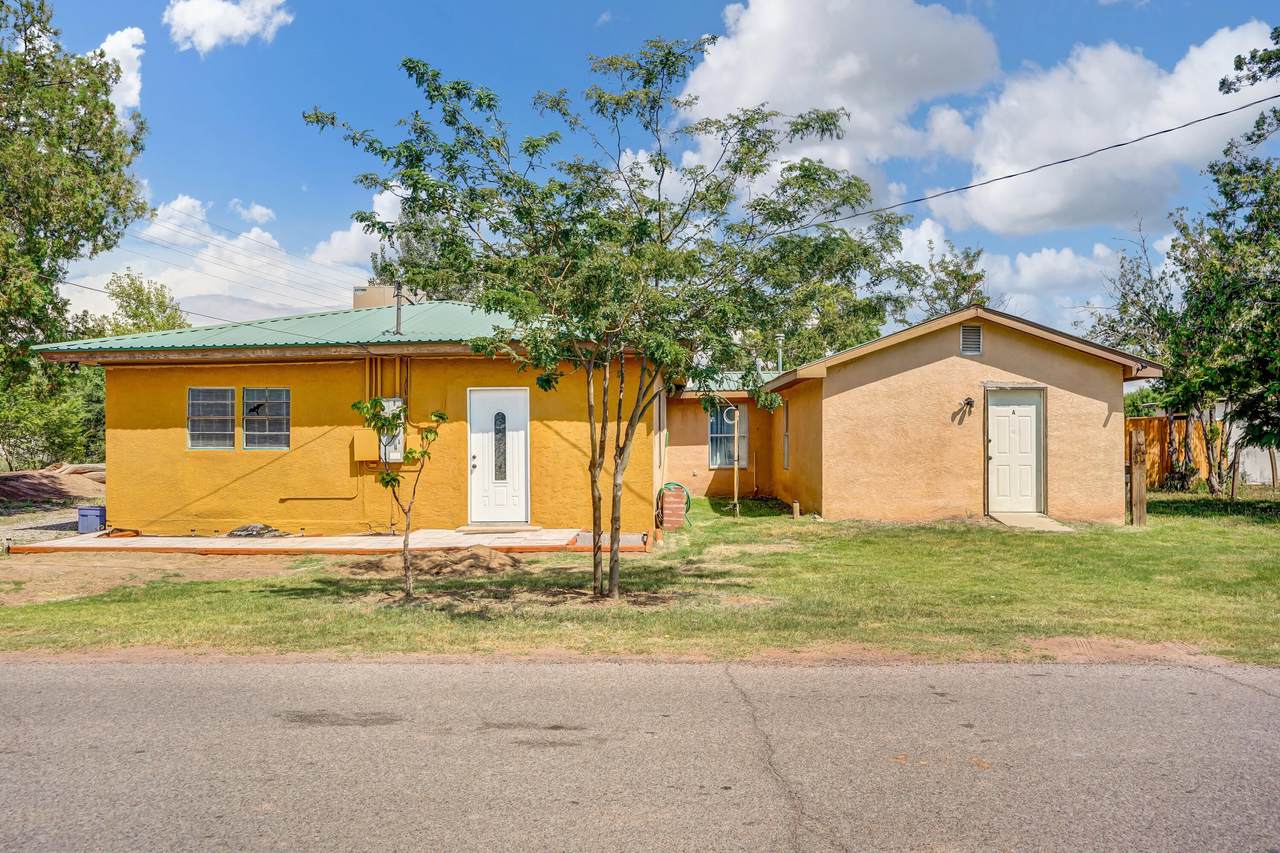 111 Jaramillo Road - Photo 1