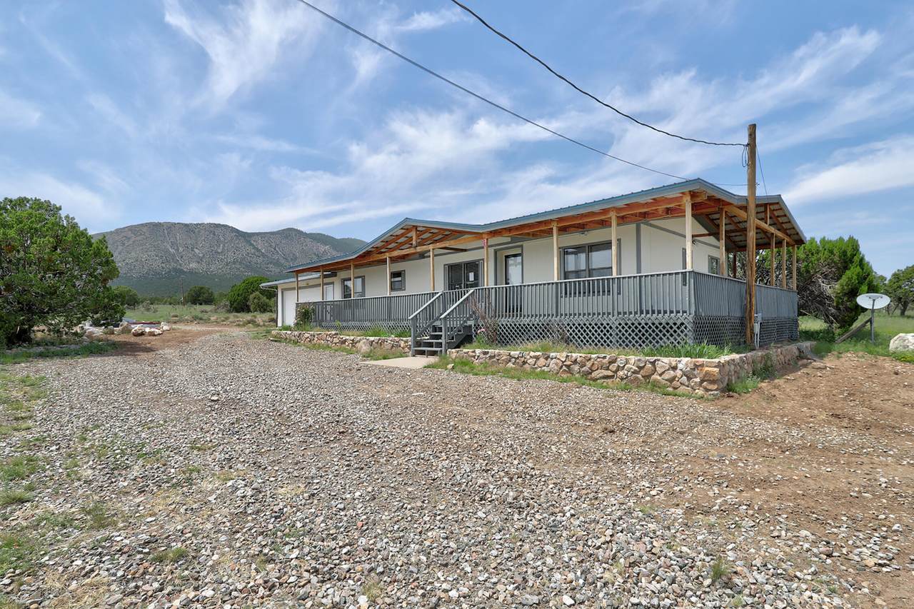 31 Sandoval Lane - Photo 1