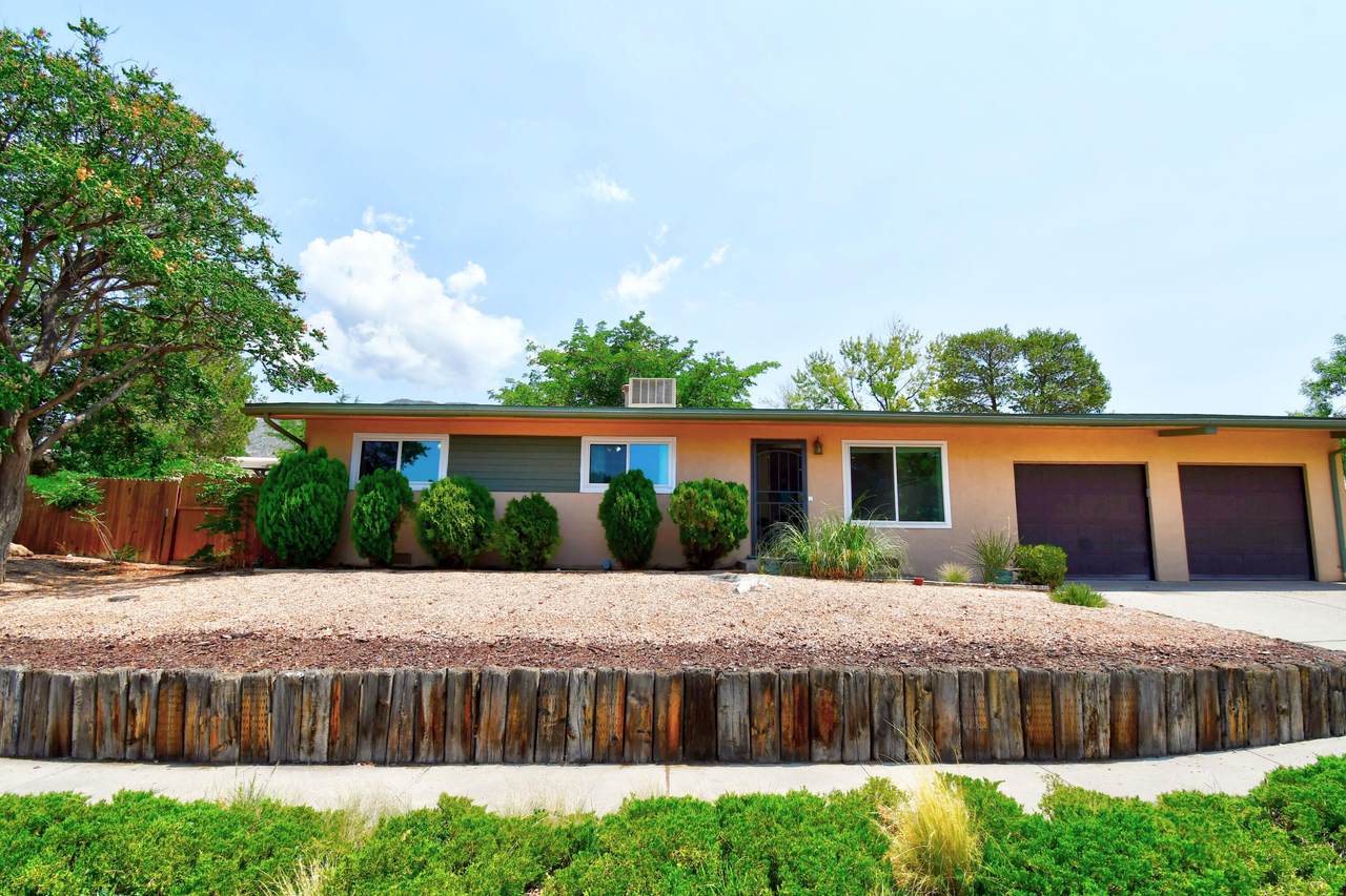 2500 La Charles Drive - Photo 1