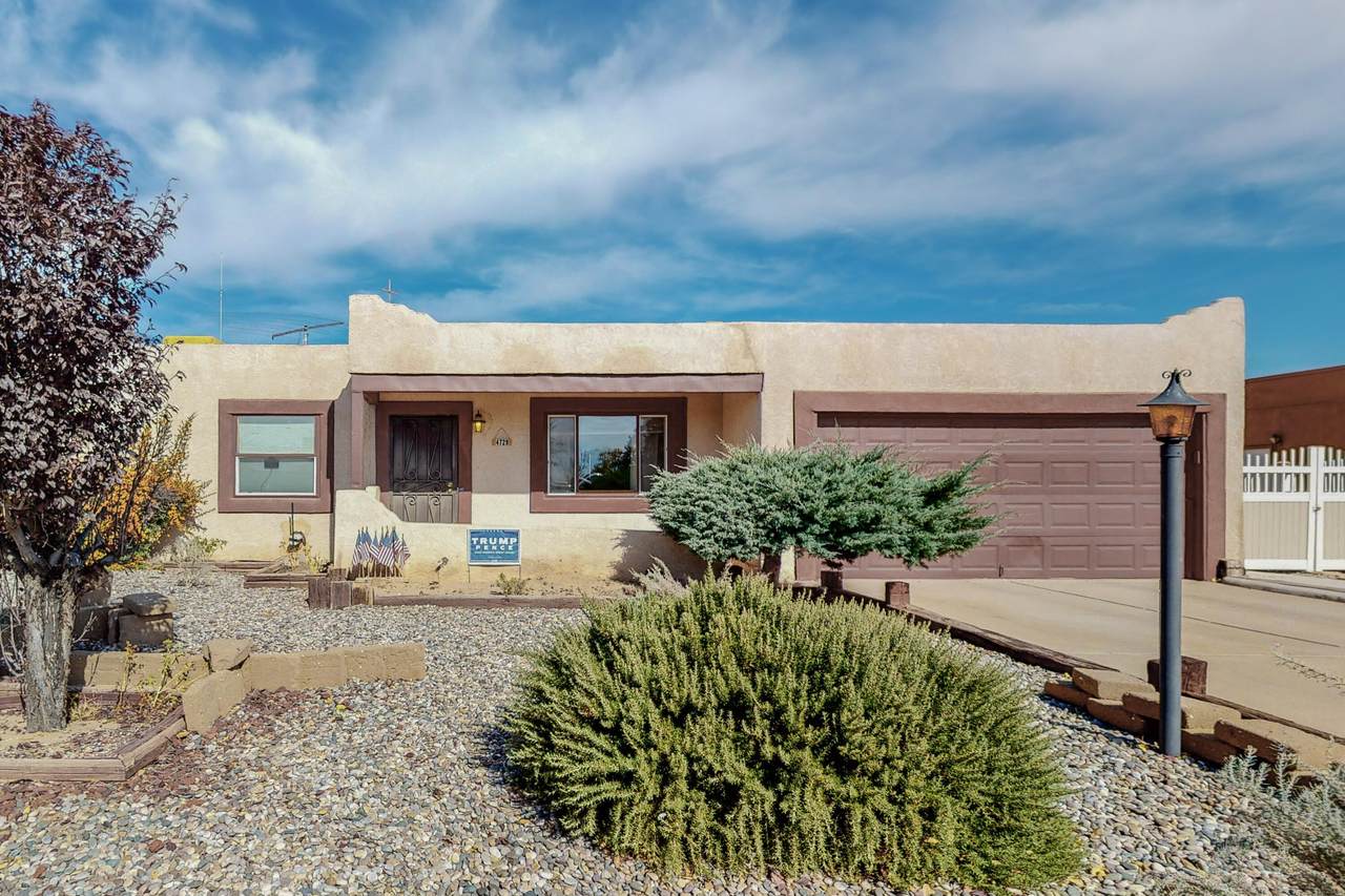 4729 Leon Grande Avenue - Photo 1