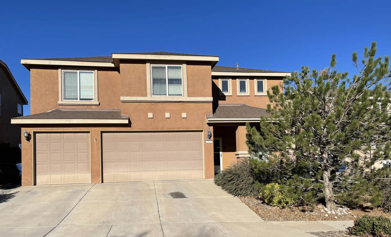 930 Carnival Court - Photo 1