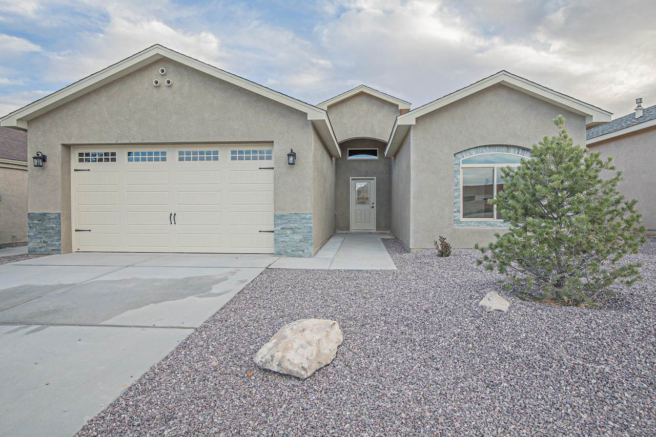 2621 Scarlet Sage Street - Photo 1