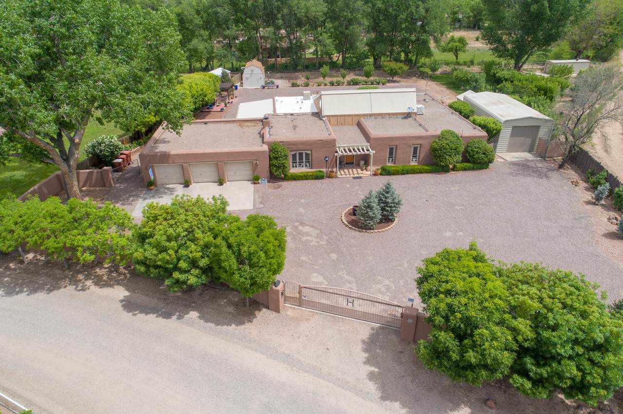 66 Los Manzanos Road - Photo 1