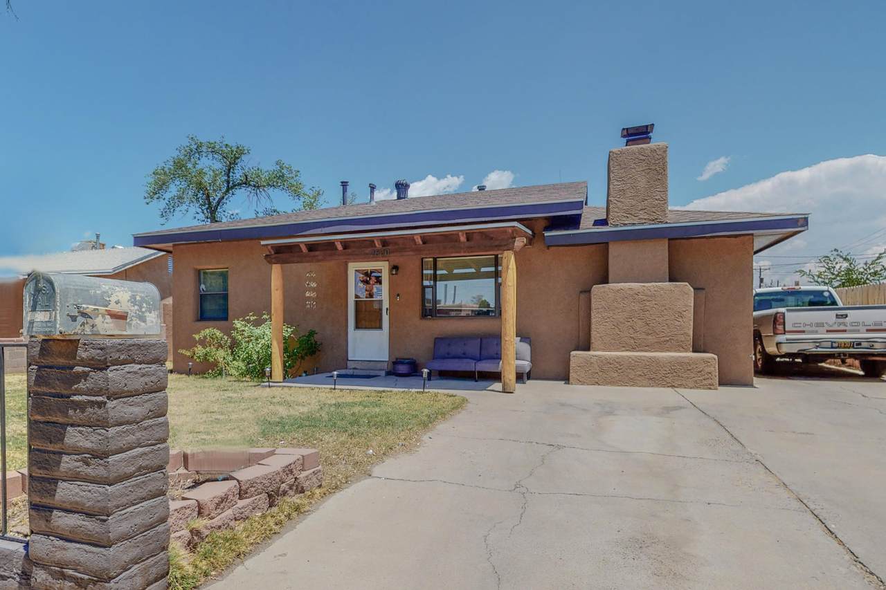 2620 Washington Street - Photo 1