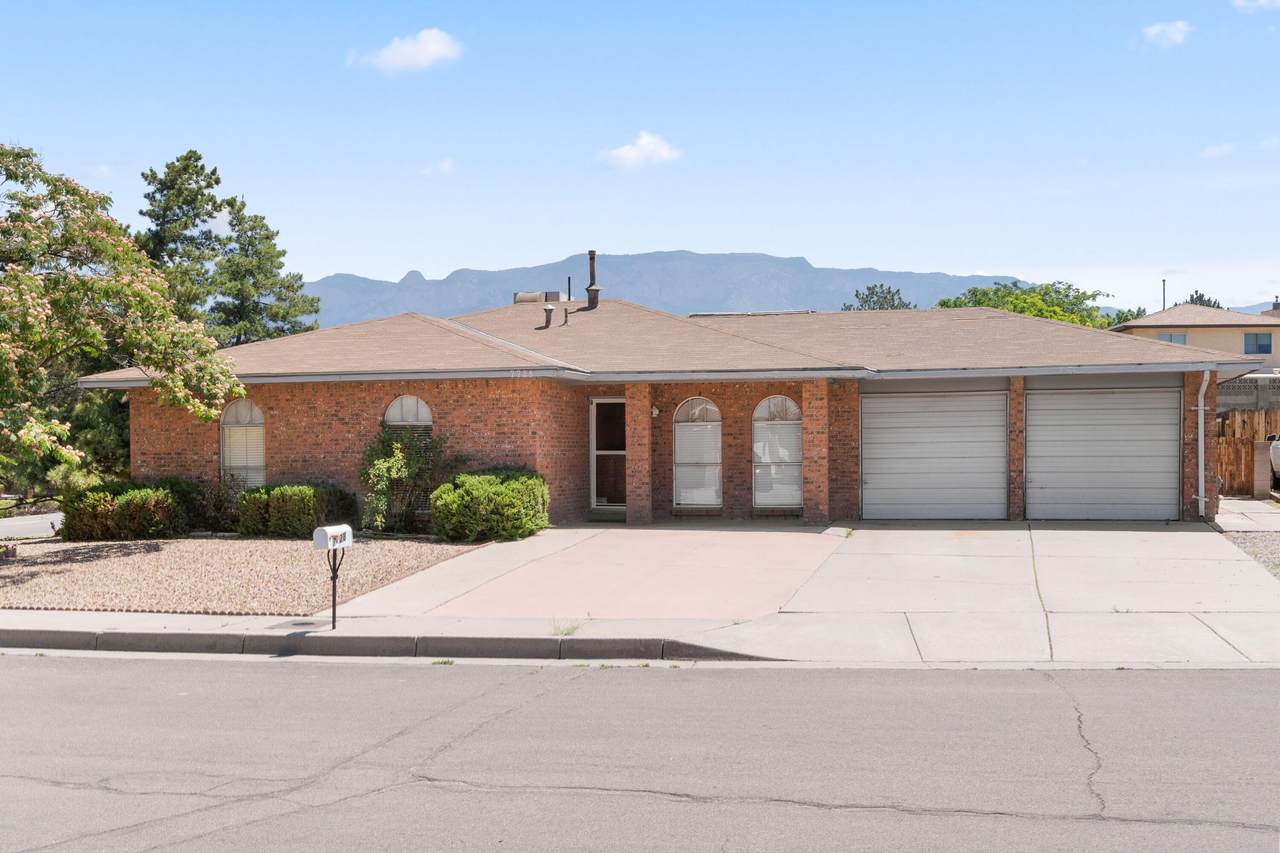 7728 Roberts Street - Photo 1