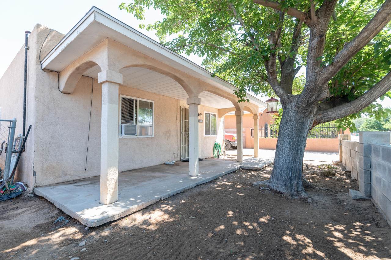 3205 Cypress Circle - Photo 1