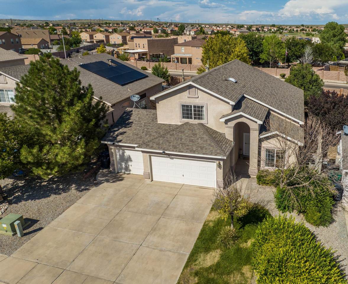 3309 Hunter Meadows Circle - Photo 1