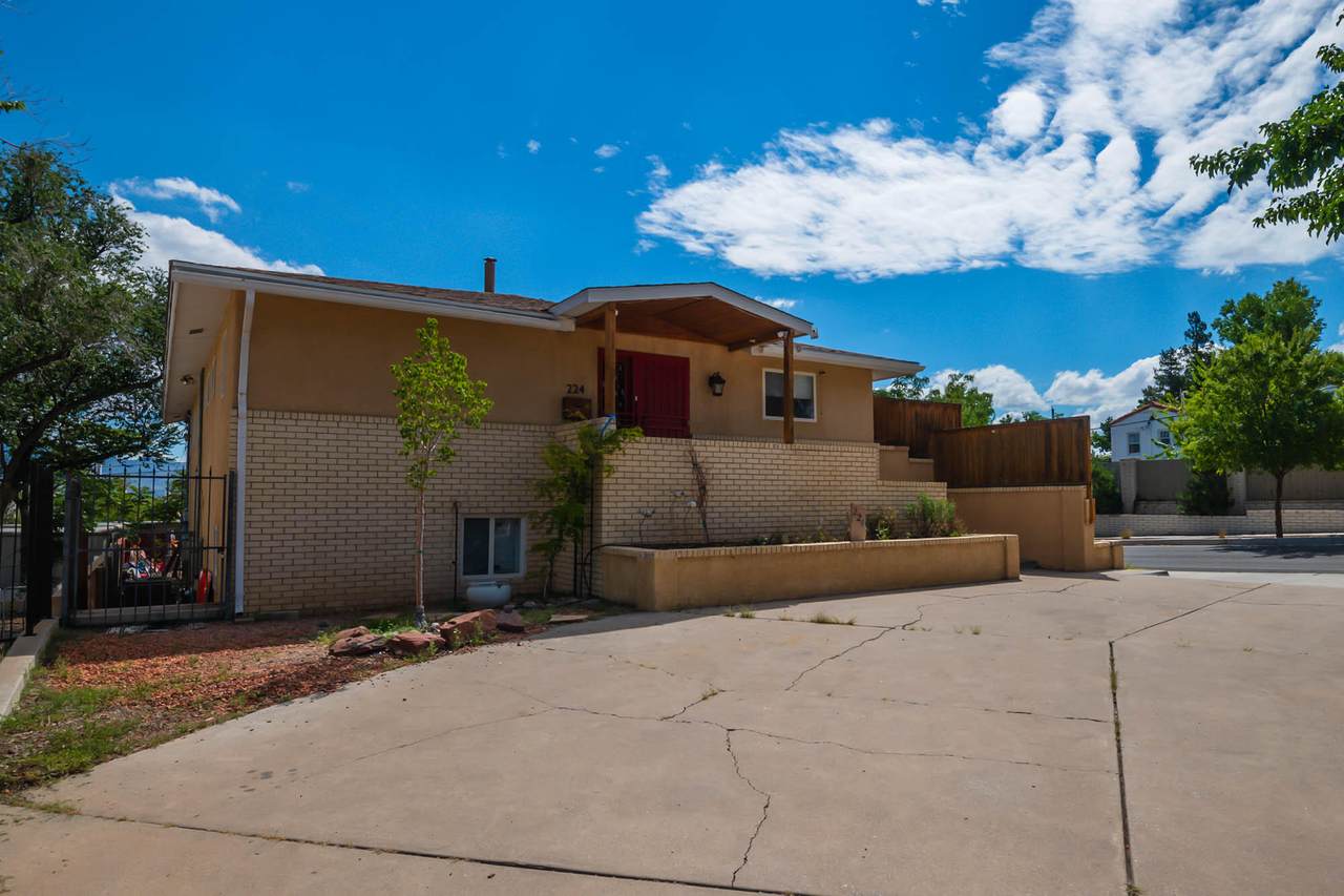 224 Hermosa Drive - Photo 1