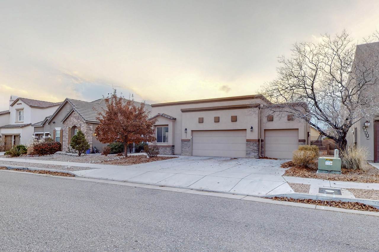 6809 Vista Del Sol Drive - Photo 1