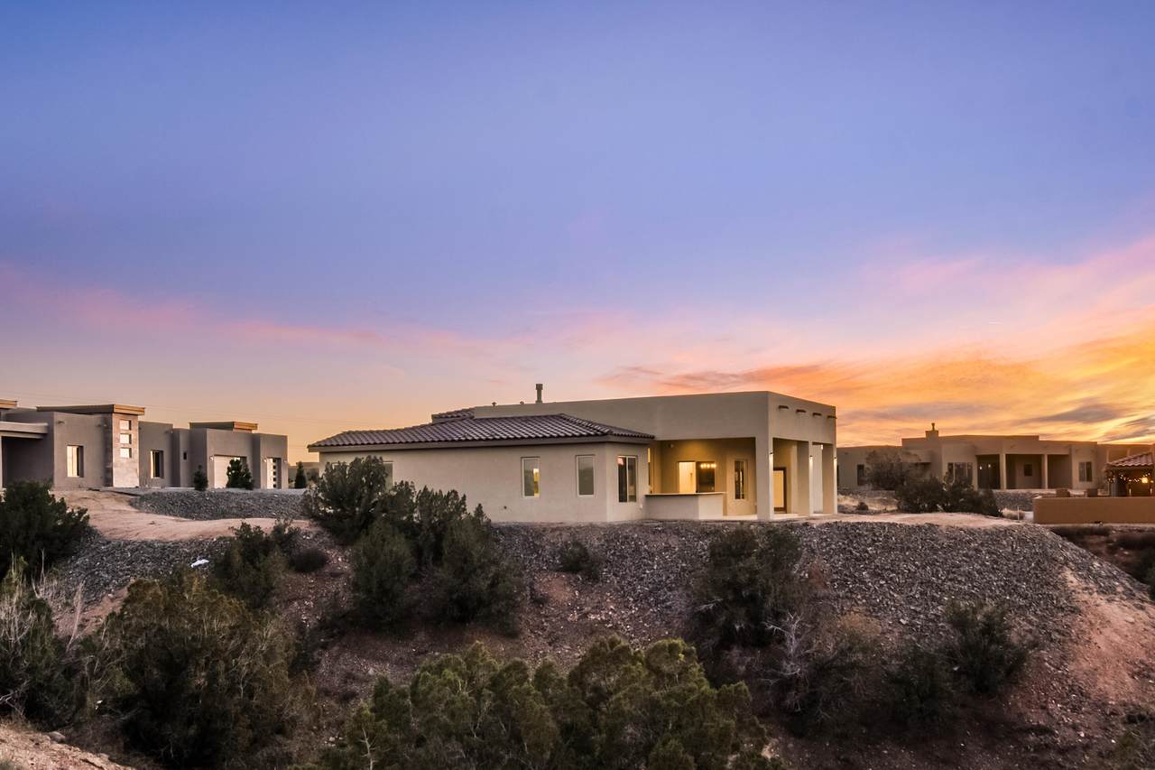 6 Mimbres Court - Photo 1