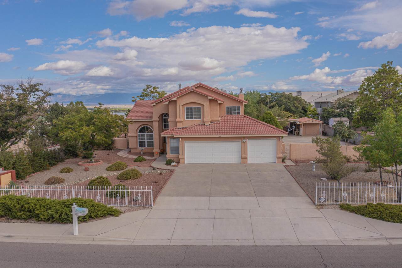944 Grant Boulevard - Photo 1