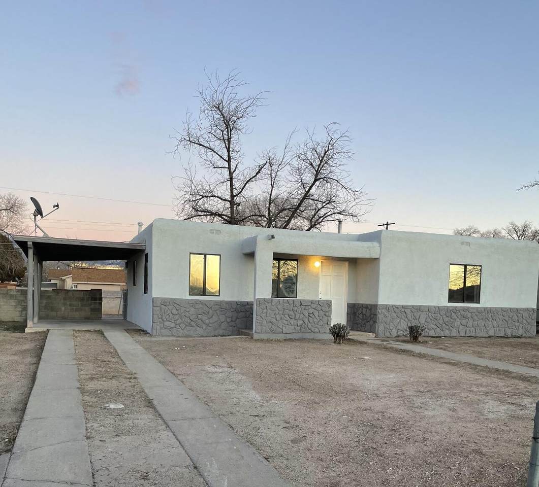2112 Palomas Drive - Photo 1