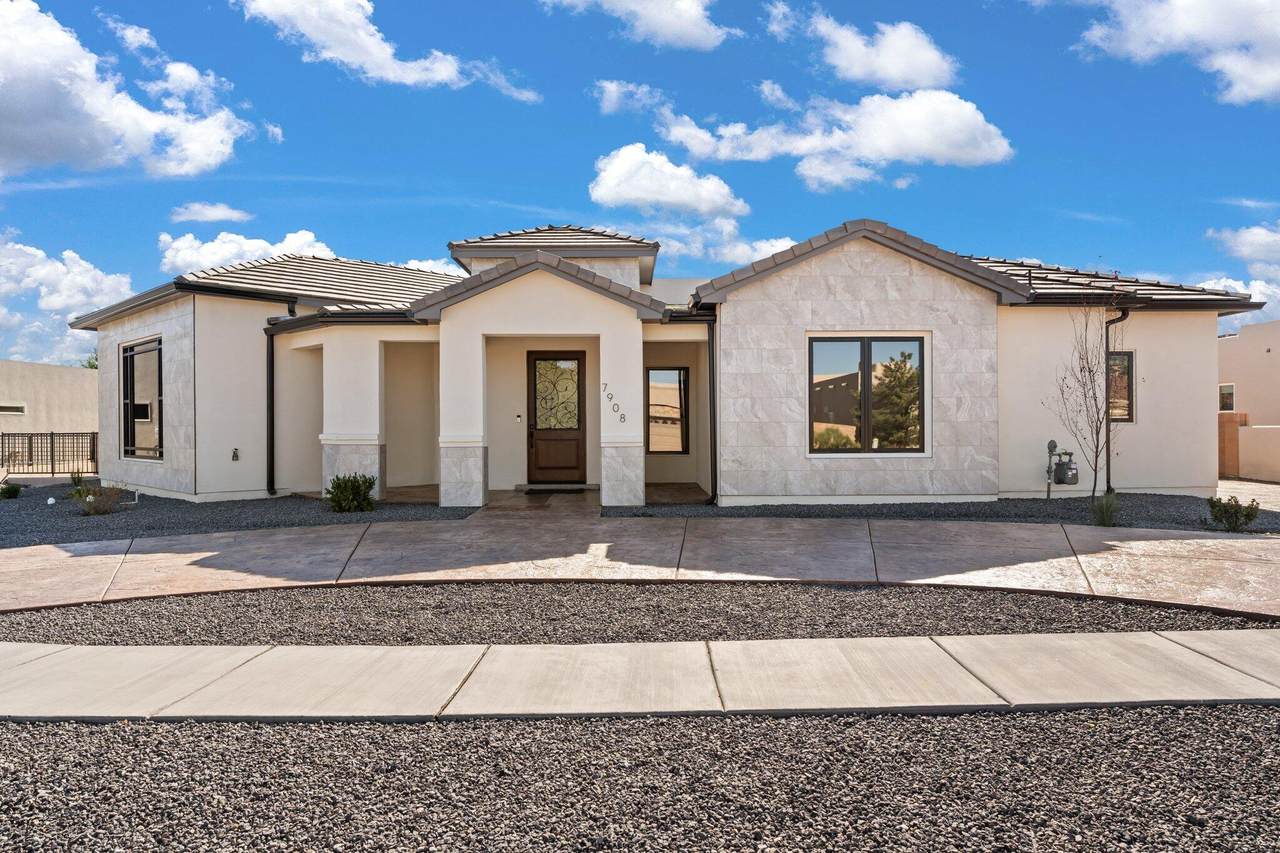 7908 Mauna Loa Drive - Photo 1