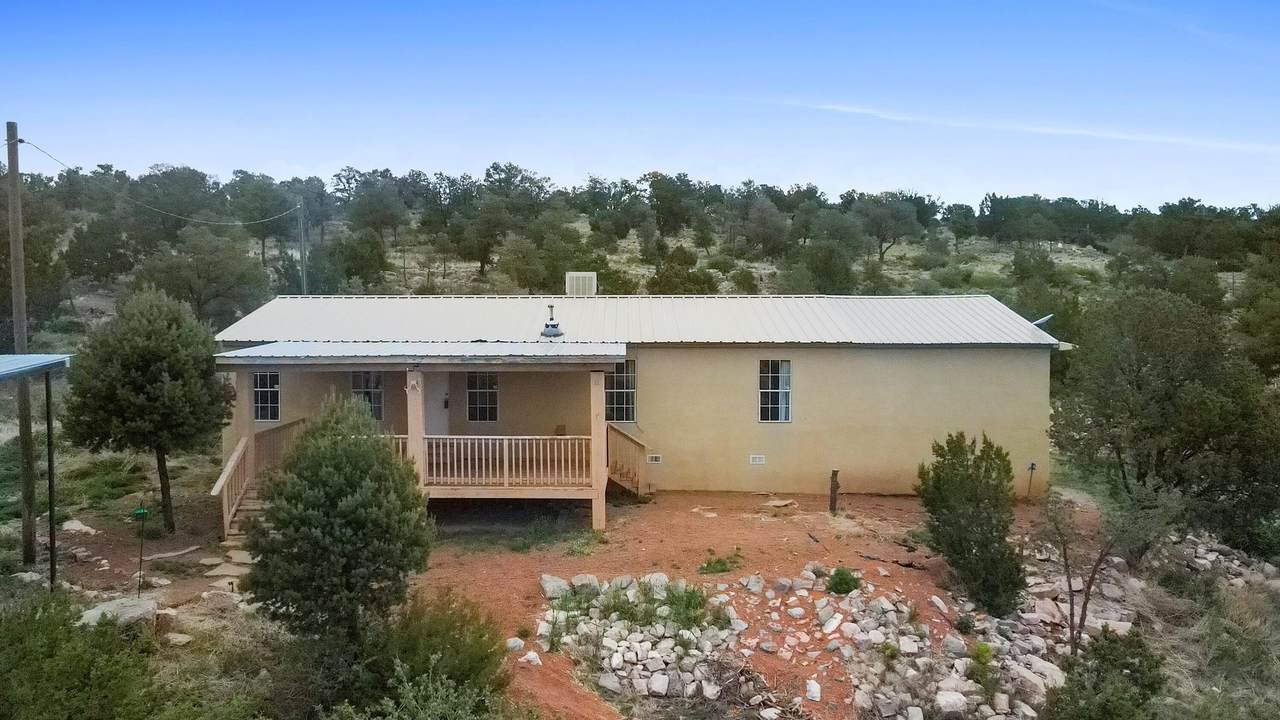 11 Valley View Road - Photo 1