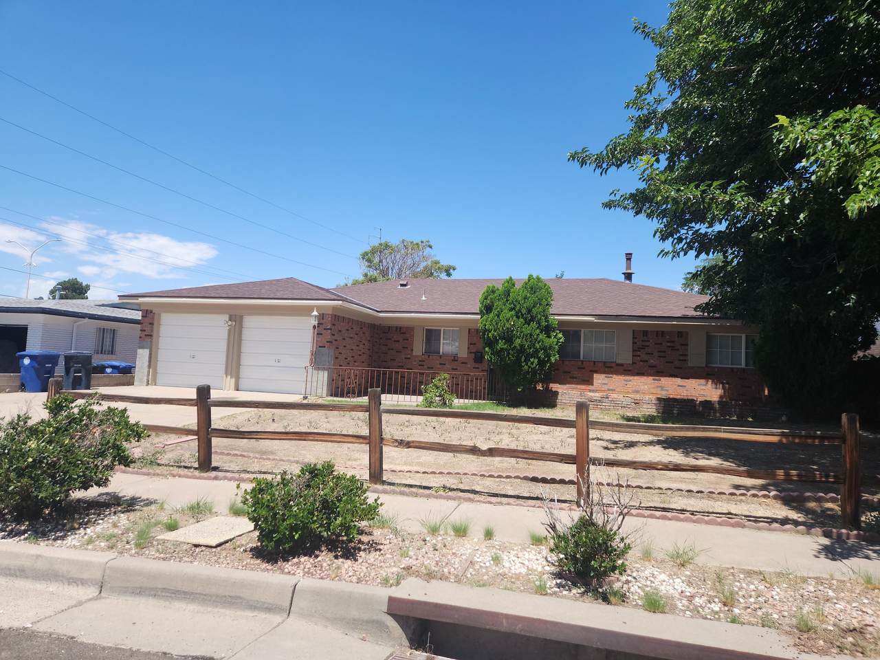 8505 Hannett Avenue - Photo 1