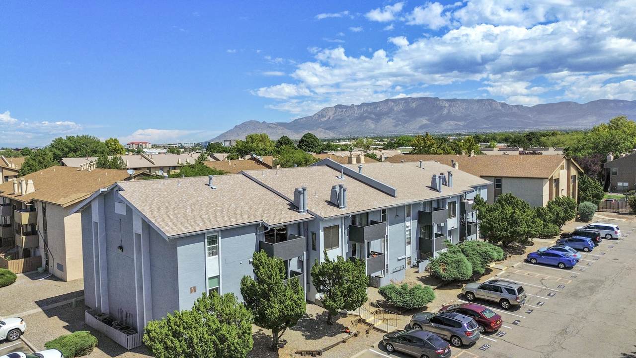 3825 Montgomery Boulevard - Photo 1