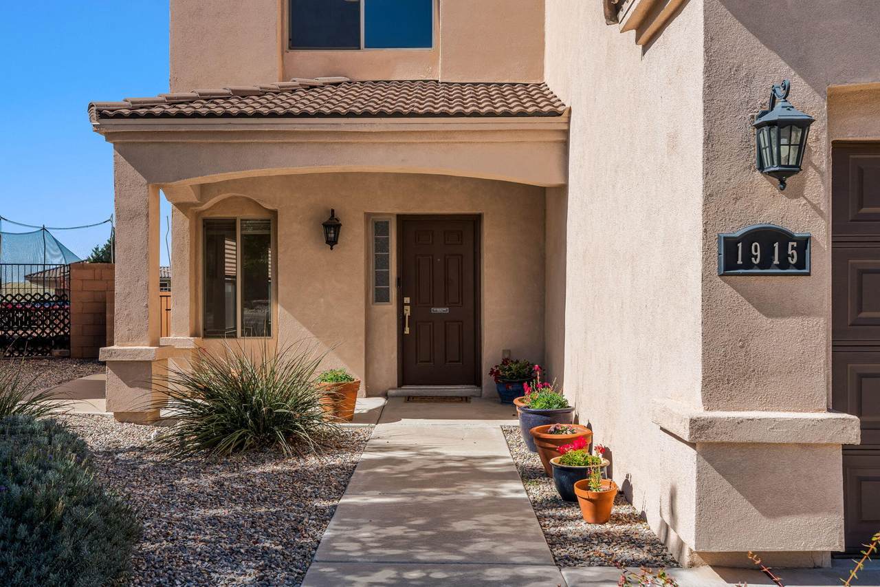 1915 Nasrullah Street - Photo 1