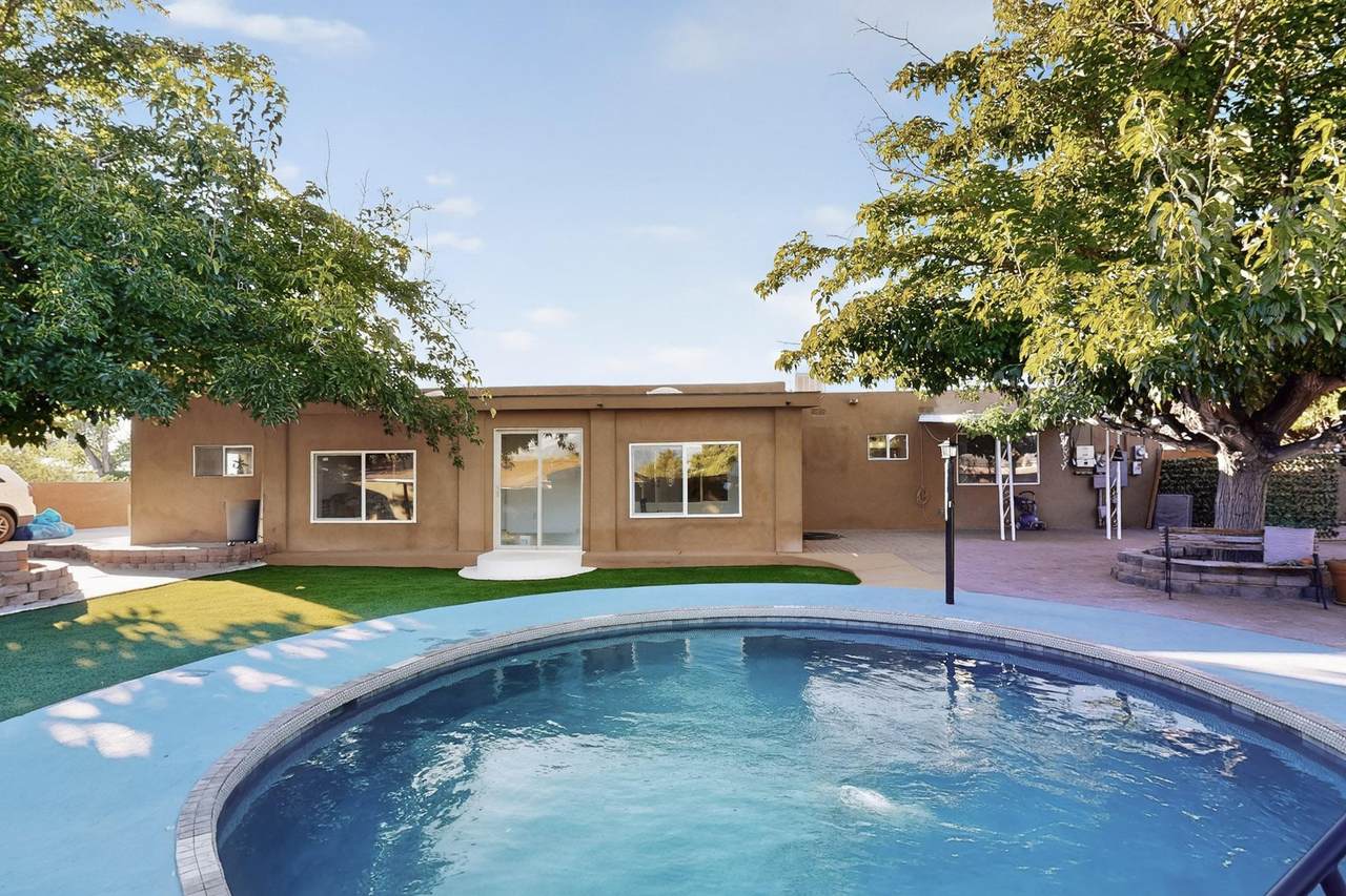 808 Villa Verde Drive - Photo 1