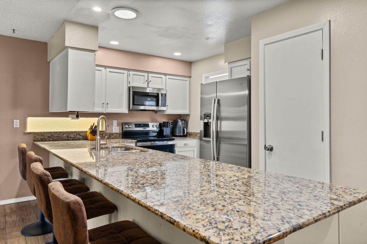 12712 Tomlinson Drive - Photo 1