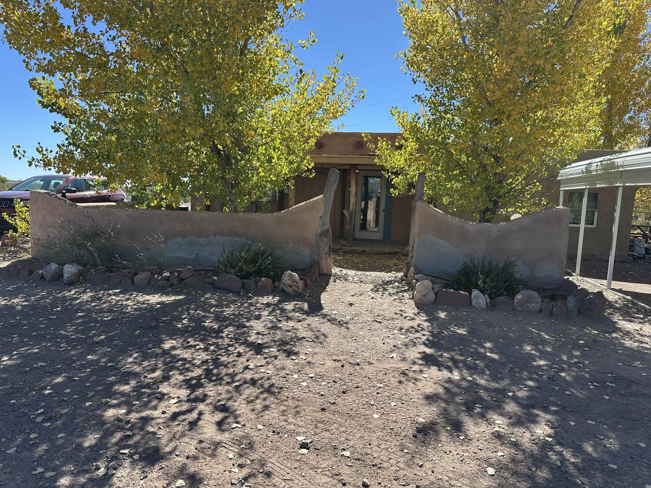 1 Alamillo Road - Photo 1