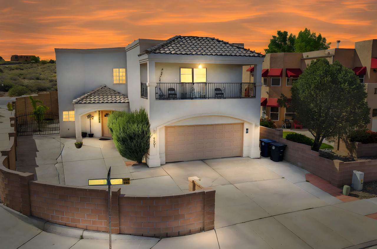 5801 Tres Vistas Court - Photo 1