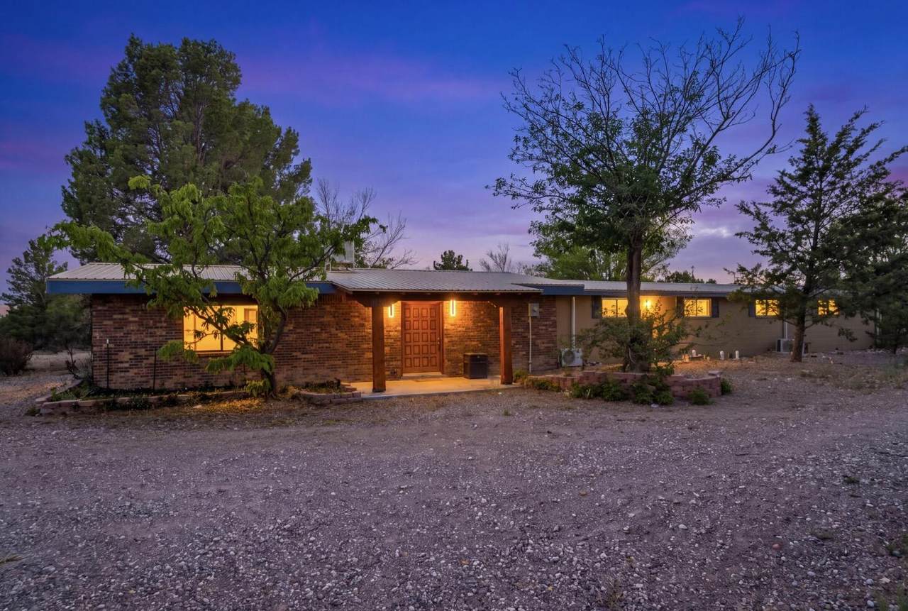 108 Alice Road - Photo 1