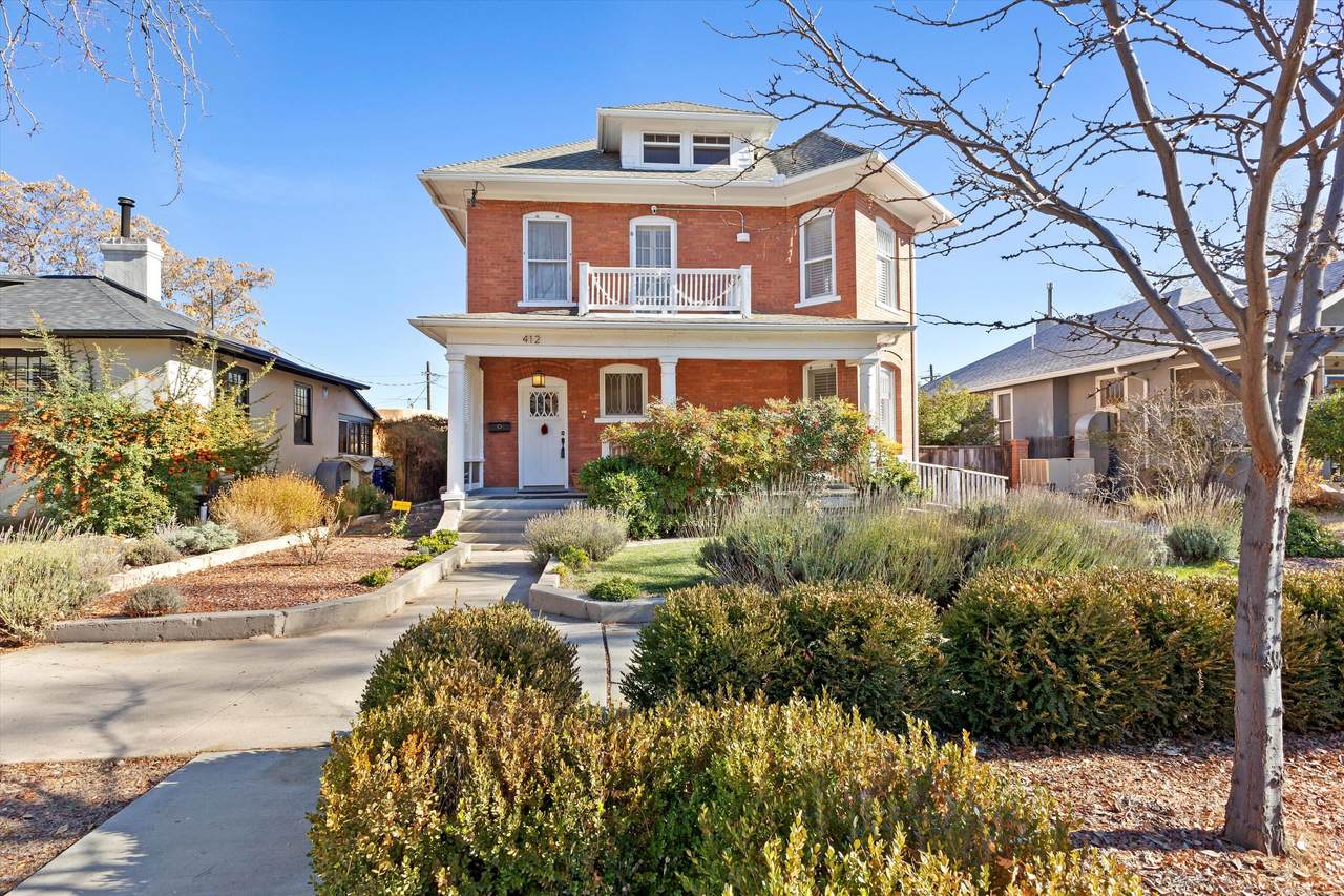 412 11th Street - Photo 1