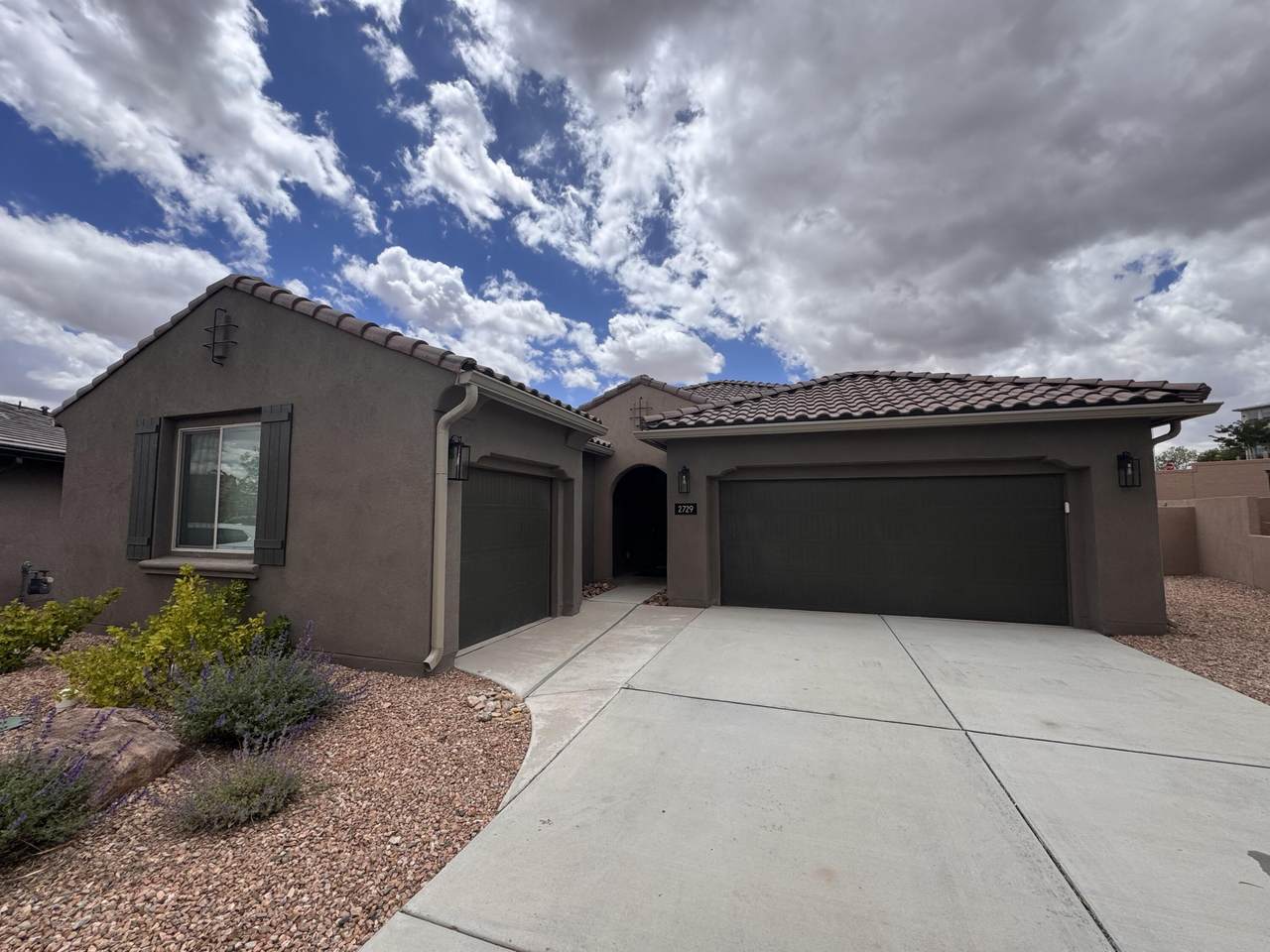 2729 Kings Canyon Loop - Photo 1