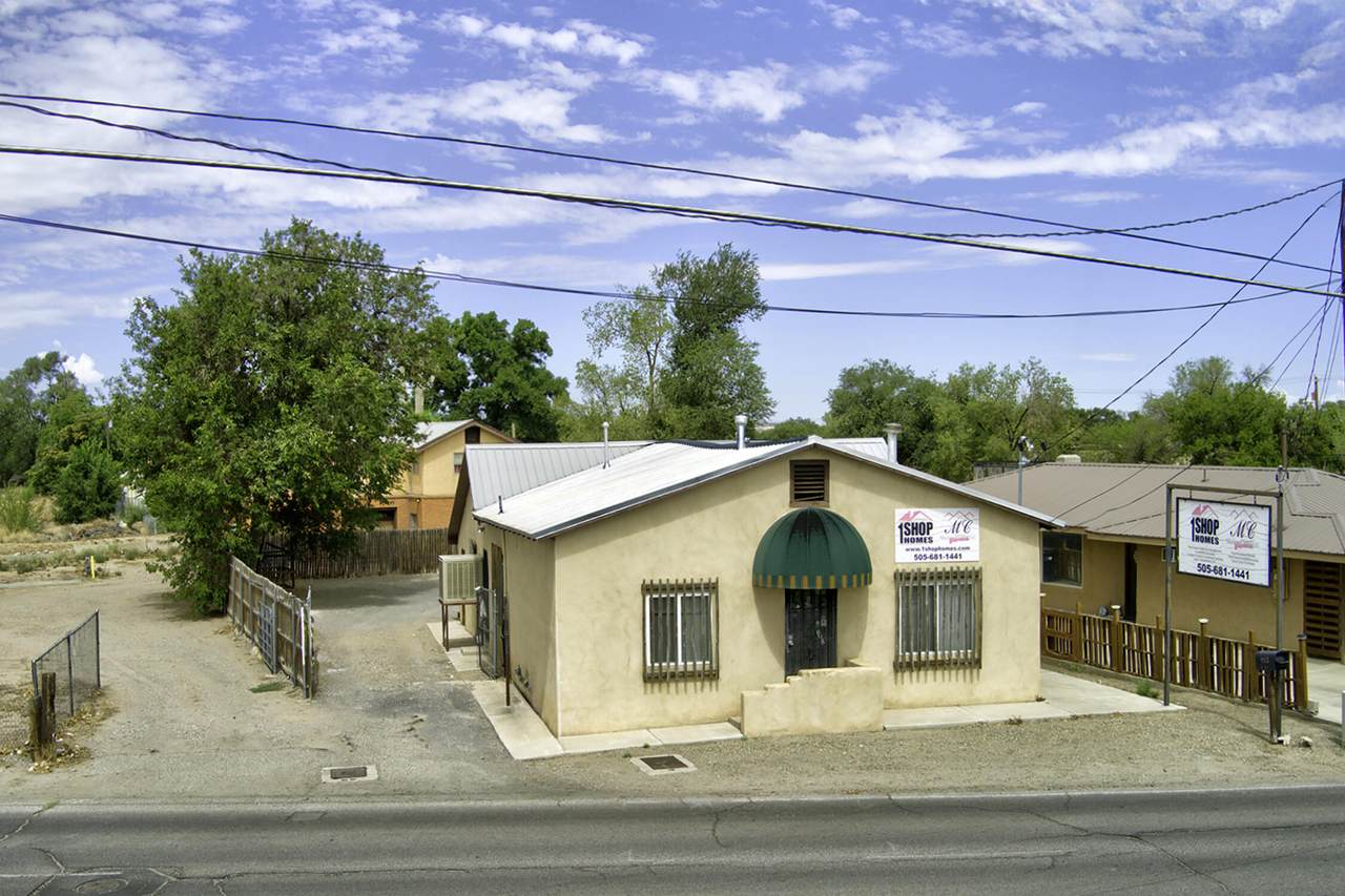 9511 4th Street - Photo 1