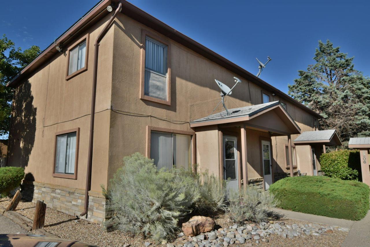 12008 Phoenix Avenue - Photo 1