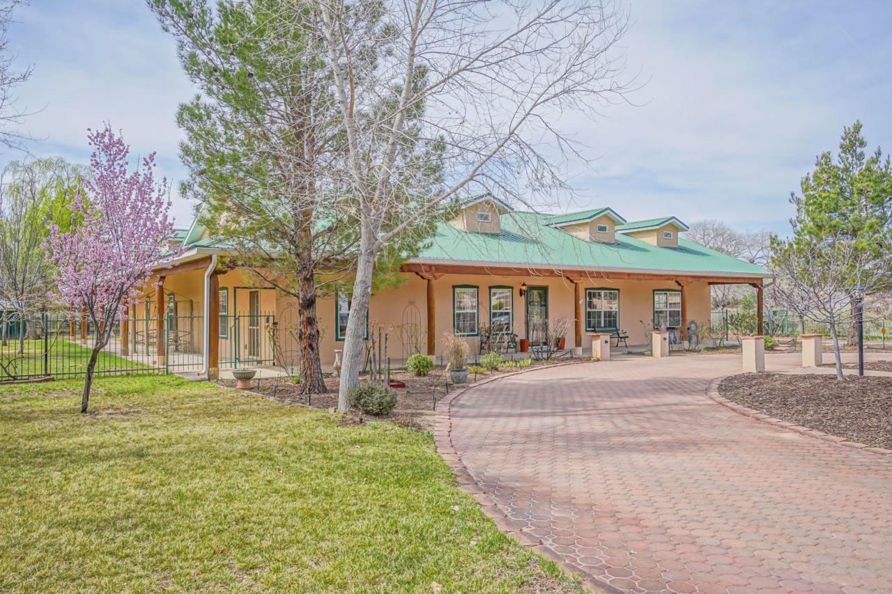 1204 Forest Road - Photo 1