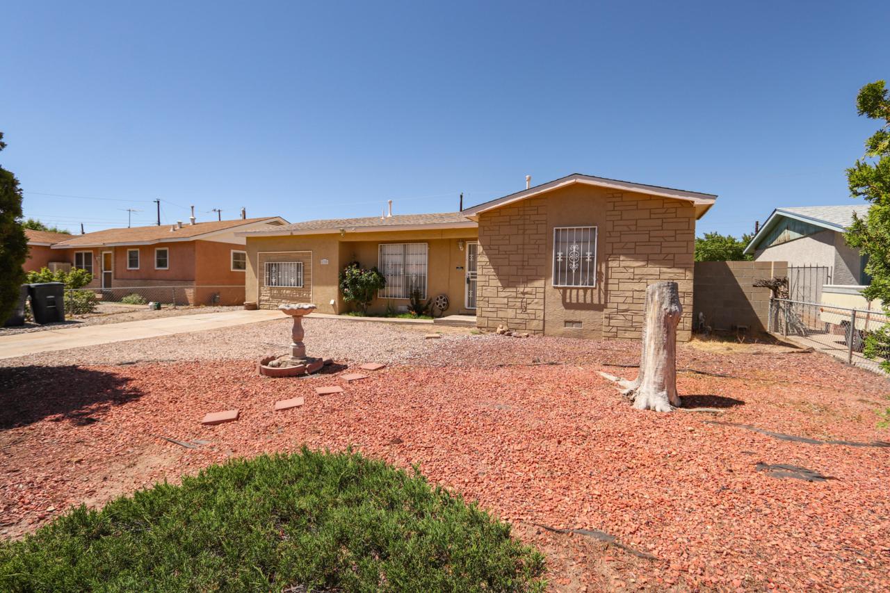 1705 La Poblana Road - Photo 1