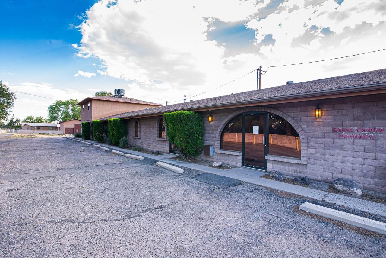 1501 River Road - Photo 1