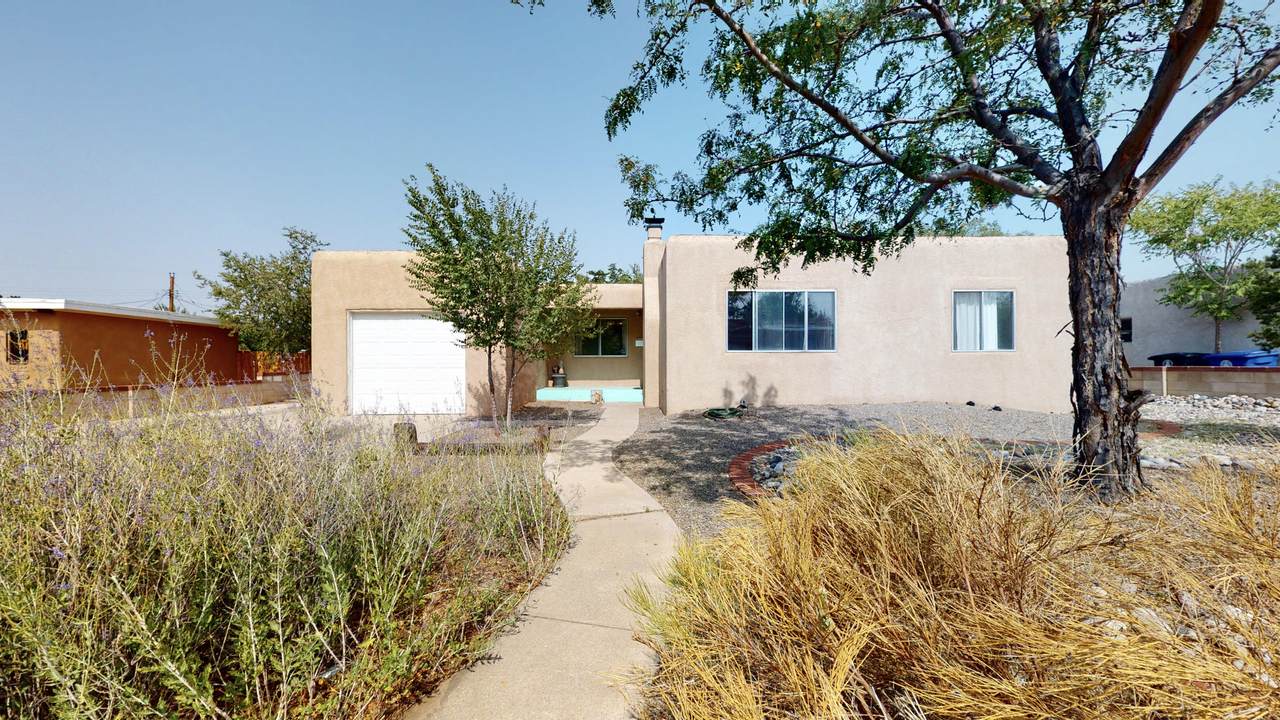 4903 Idlewilde Lane - Photo 1