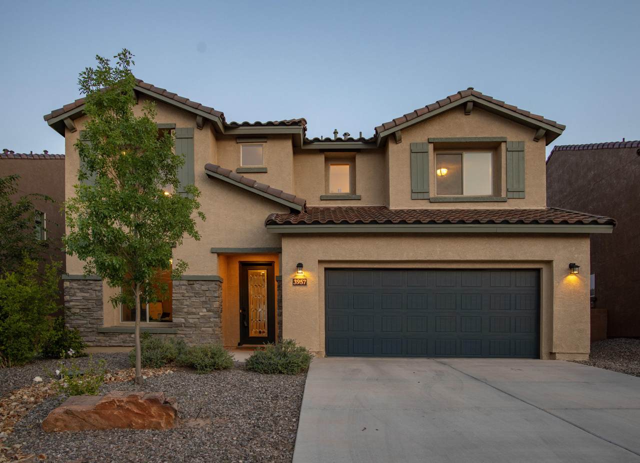 3957 Mountain Trail - Photo 1