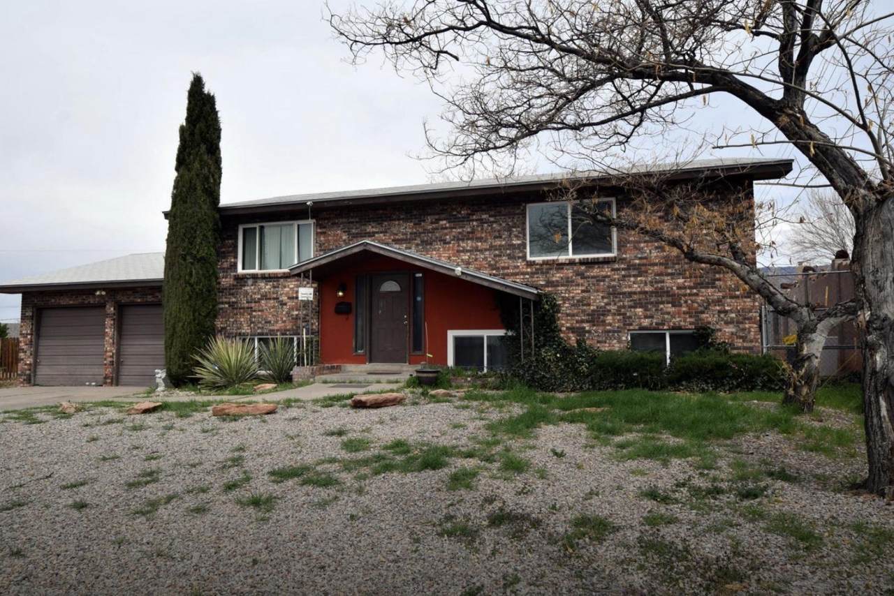 9229 Las Camas Road - Photo 1
