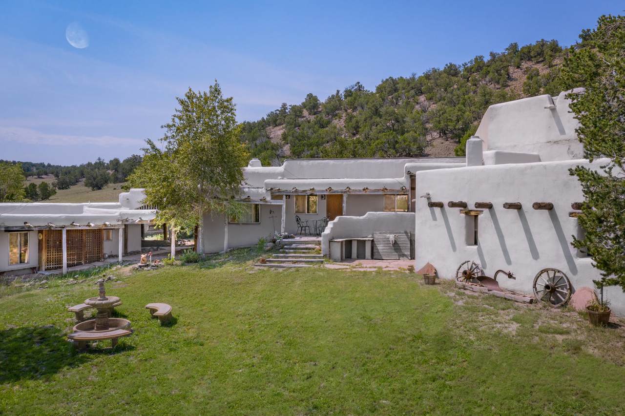 38 Bar Ranch - Photo 1