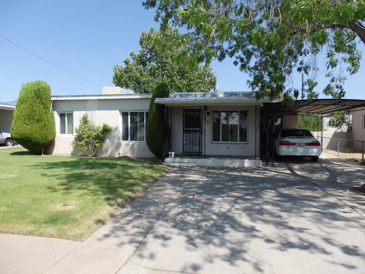 2718 Monroe Street - Photo 1